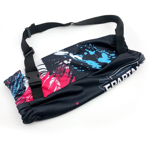 zwarte handwarmer met riem en american football ontwerp